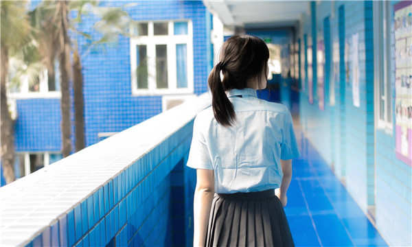 福鼎如何找到一个可以帮助我生孩子的女人？